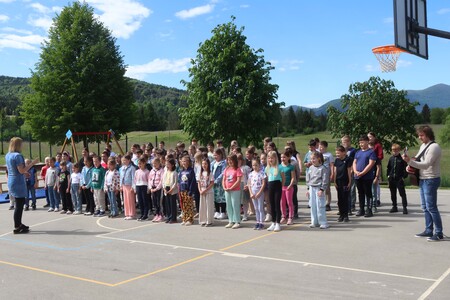 Otvoritev igrišča OŠ Begunje 06 Foto Ljubo Vukelič